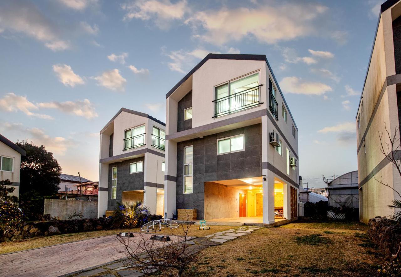 Haevichi Private Pension Seogwipo Ngoại thất bức ảnh