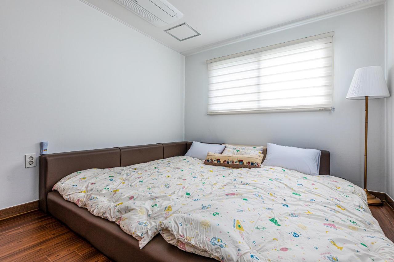 Haevichi Private Pension Seogwipo Ngoại thất bức ảnh